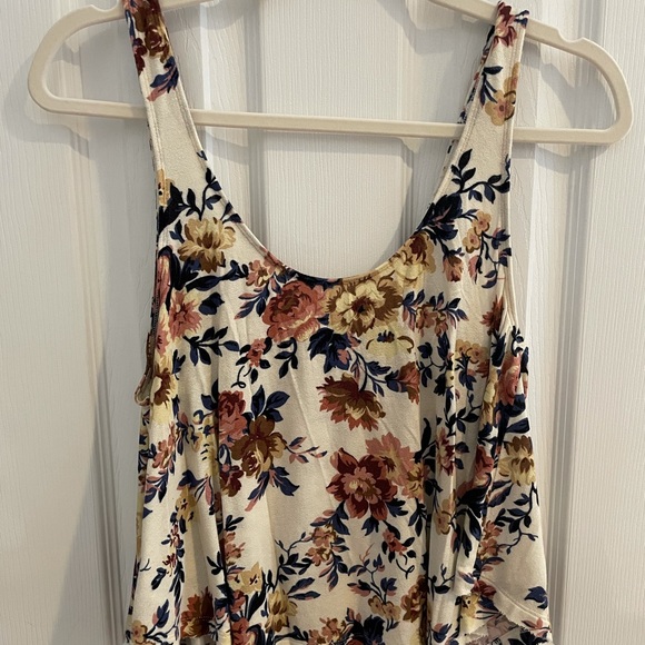 AE Soft and sexy Floral tank top - Picture 2 of 4